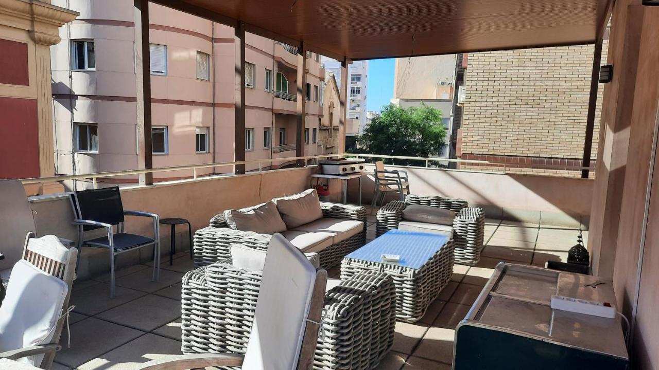 Casa Senorial En El Centro De Almería Exteriör bild